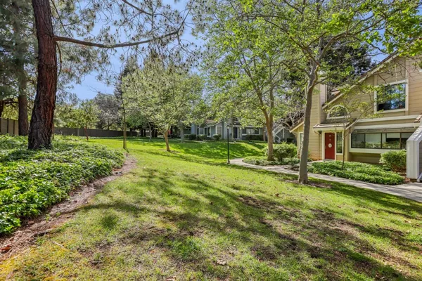 $848,000 | 2890 Buena Crest Court, San Jose, CA 95121