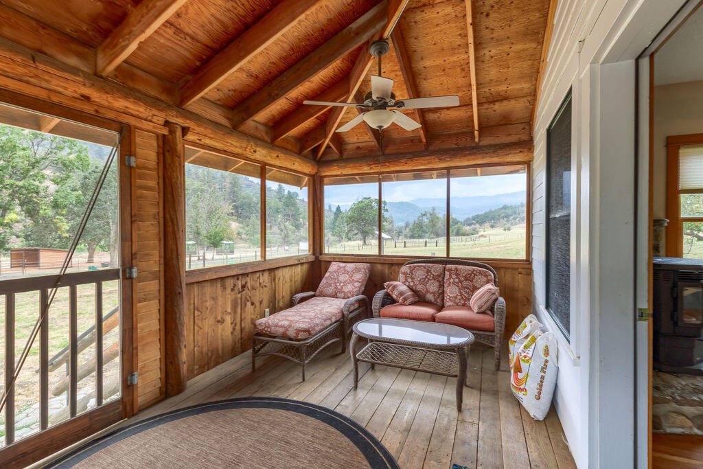 2245 Colestin Road Ashland, OR 97520 - Photo 50 of 69 ApexCR(38)