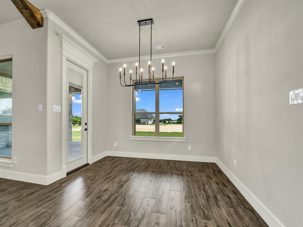124 Desperado Way Weatherford, TX 76088 - Photo 11 of 39