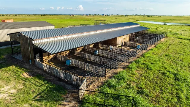 $4,495,000 | 16355 Highway 6, Valley Mills, TX 76689