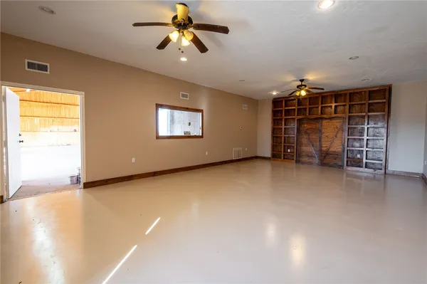 $4,495,000 | 16355 Highway 6, Valley Mills, TX 76689