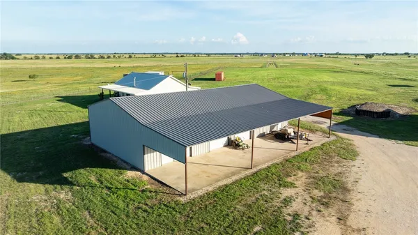 $4,495,000 | 16355 Highway 6, Valley Mills, TX 76689