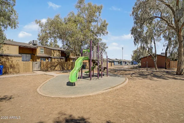 $194,900 | 3645 North 69th Avenue, Unit 76, Phoenix, AZ 85033