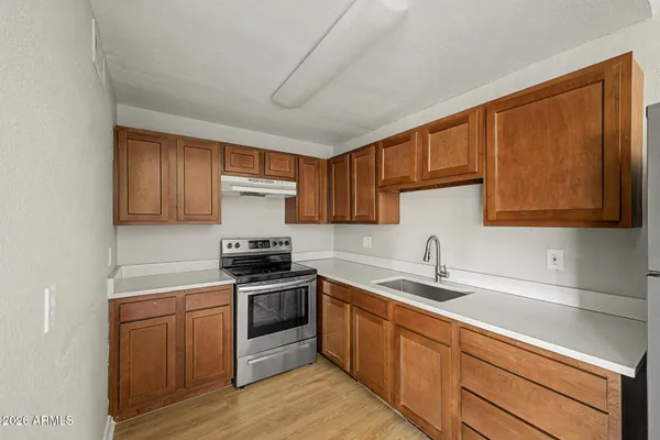 $194,900 | 3645 North 69th Avenue, Unit 76, Phoenix, AZ 85033
