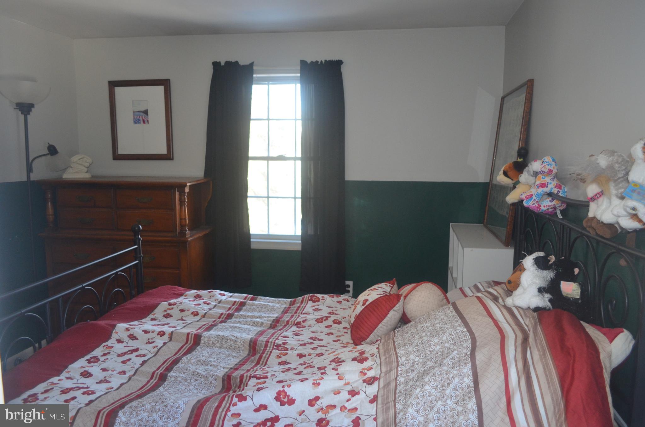 335 Horsham Road Hatboro, PA 19040 - Photo 21 of 25 3rd Bedroom