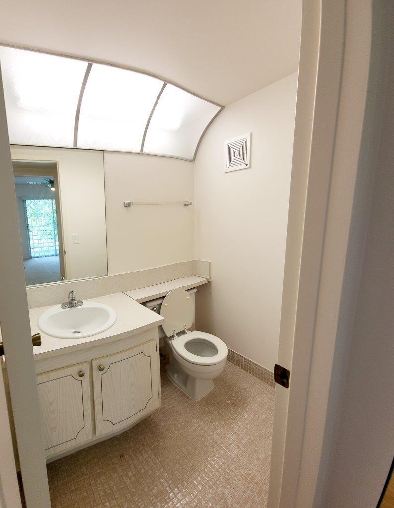 126 Brighton C Boca Raton, FL 33434 - Photo 8 of 16 20220707_142739