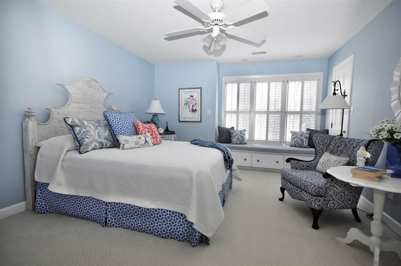 8808 Ross Court Raleigh, NC 27613 - Photo 12 of 25 This bedroom has a walk in closet, window seat and a convenient buddy bath. Secondary Bedroom