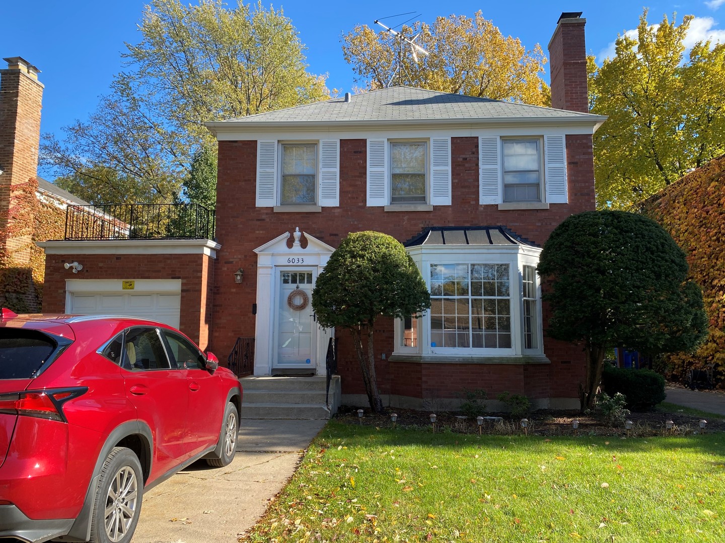 6033 North Leader Avenue Chicago, IL 60646 - Photo 1 of 17