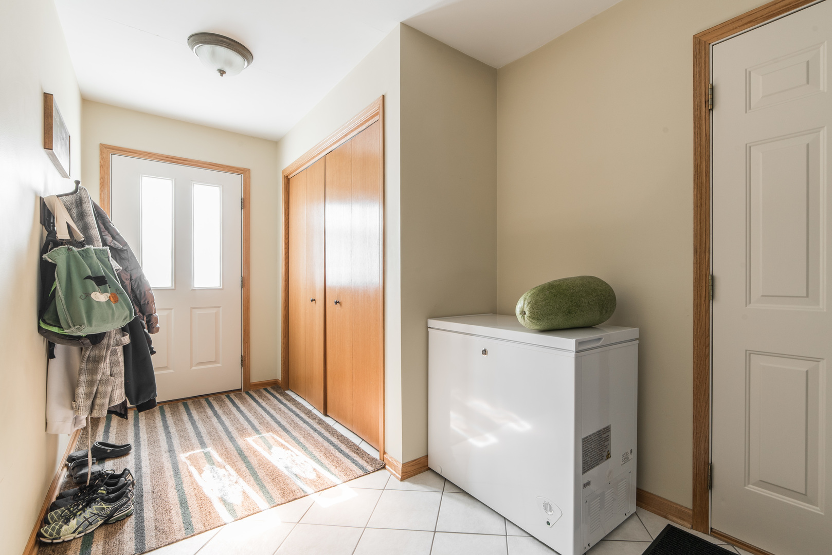 508 South Peace Road, Unit 508 Sycamore, IL 60178 - Photo 21 of 29 a view of hallway with washer and dryer