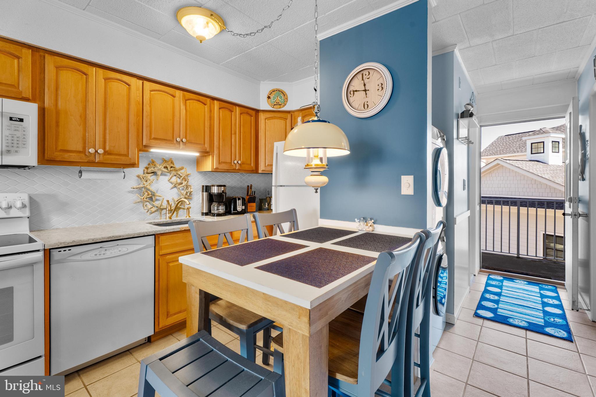 745 Mooring Road, Unit 202 Ocean City, MD 21842 - Photo 10 of 62 Kitche Table