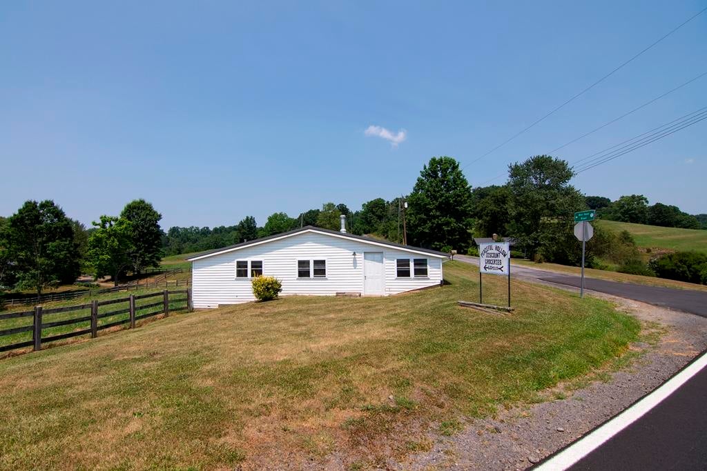 35 Co Route Forest Hill, WV 24935 - Photo 63 of 151 Gallery Image 63