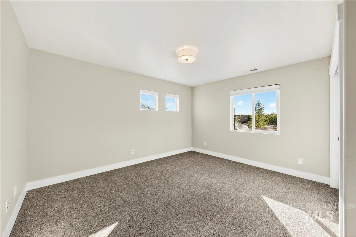 1289 West Christopher Drive Meridian, ID 83642 - Photo 31 of 50