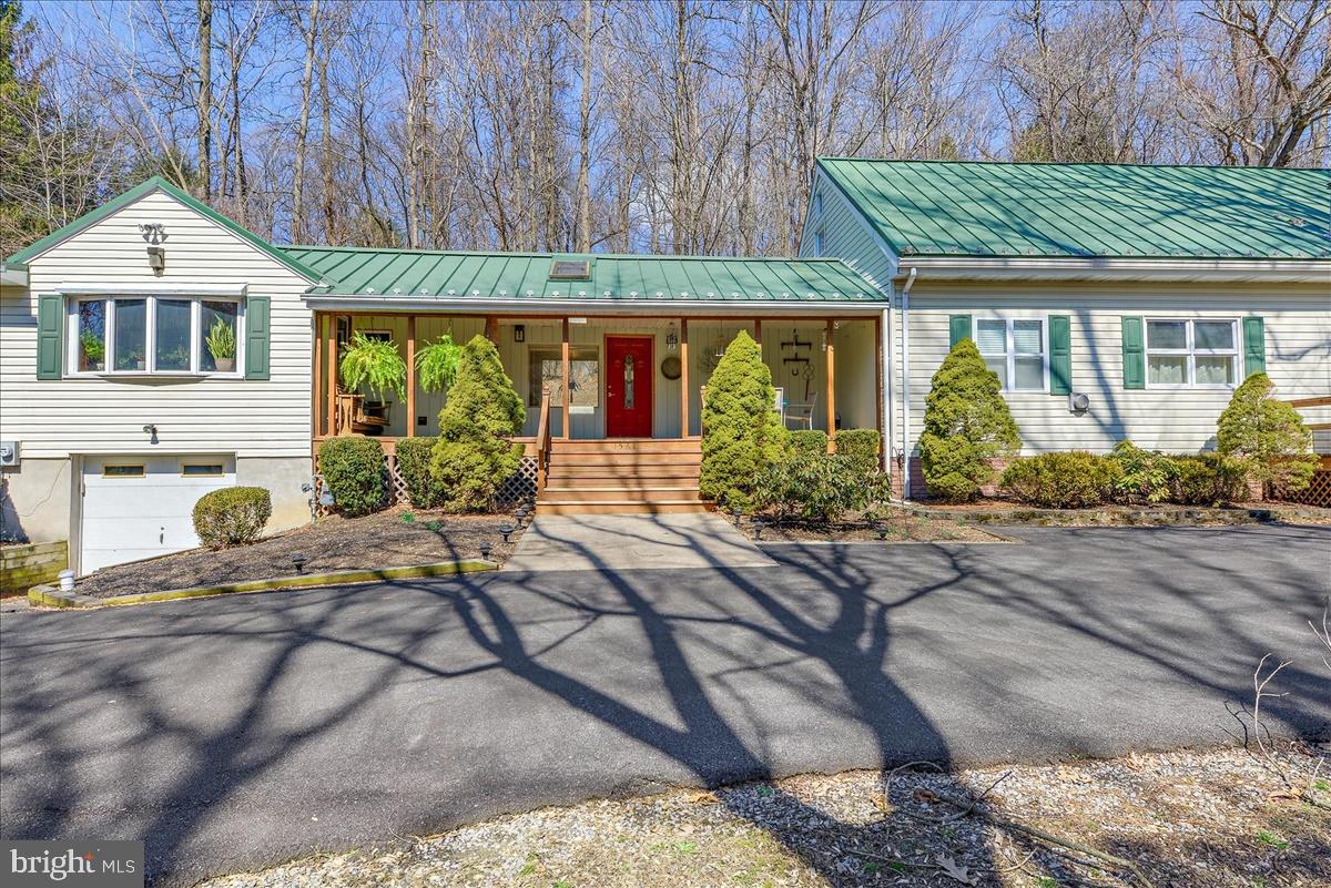 1567 Turnpike Road Elizabethtown, PA 17022 - Photo 2 of 39 Gallery Image 2