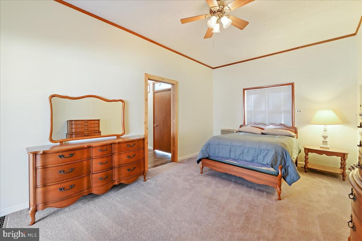 1567 Turnpike Road Elizabethtown, PA 17022 - Photo 16 of 39 Gallery Image 16