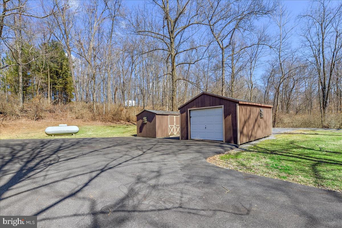 1567 Turnpike Road Elizabethtown, PA 17022 - Photo 24 of 39 Gallery Image 24