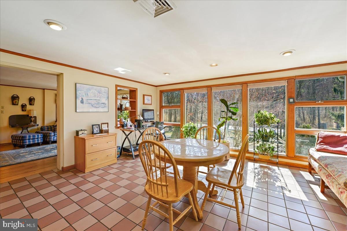 1567 Turnpike Road Elizabethtown, PA 17022 - Photo 30 of 39 Gallery Image 30
