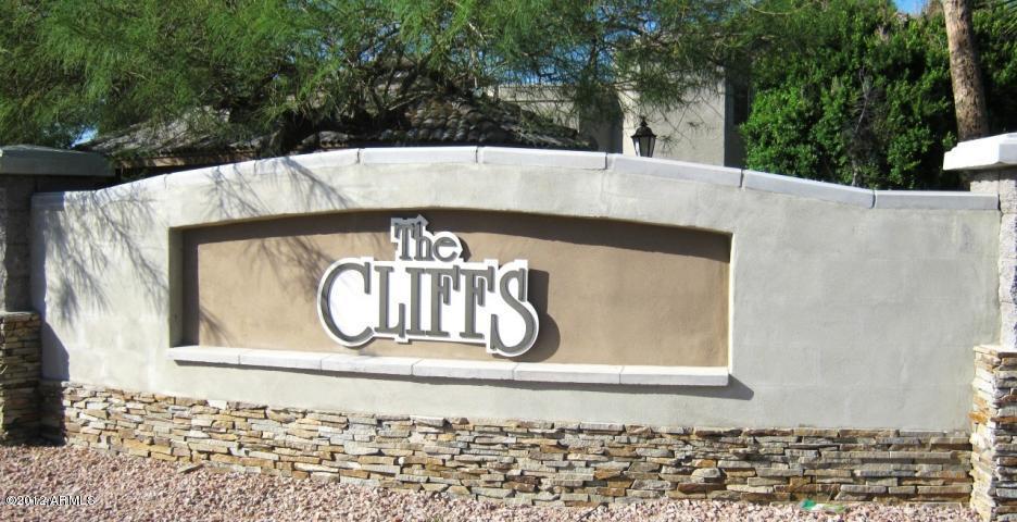 1720 East Thunderbird Road, Unit 2051 Phoenix, AZ 85022 - Photo 2 of 10 ENTRANCE 2