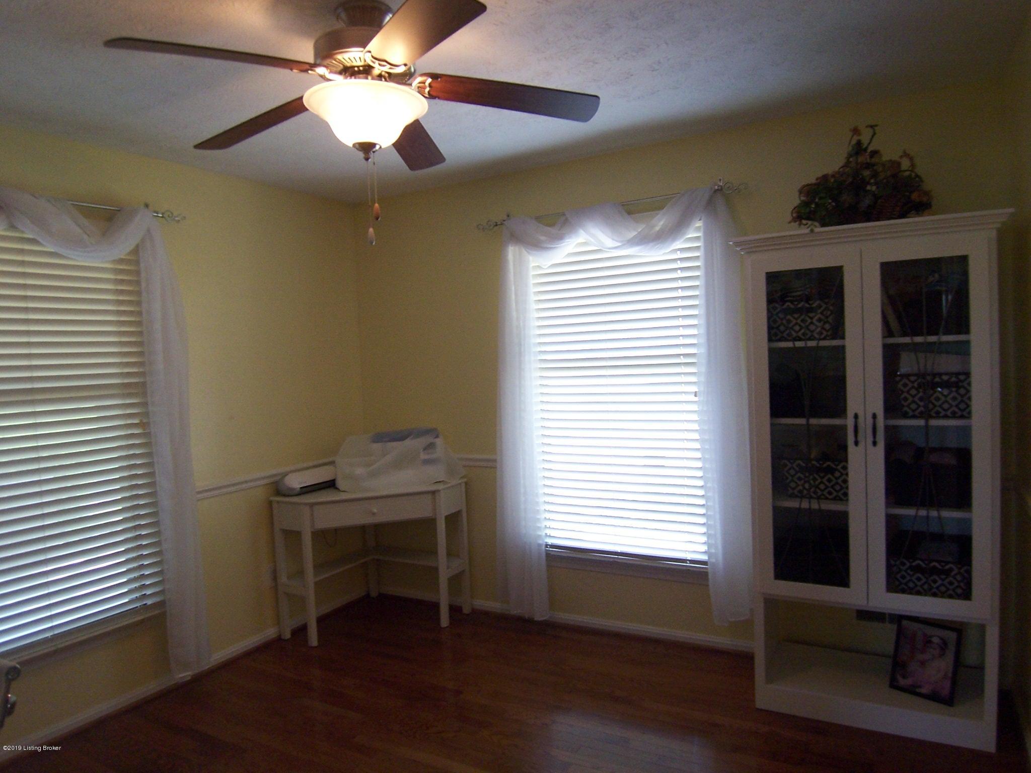 5874 Springfield Road Bardstown, KY 40004 - Photo 22 of 44 19