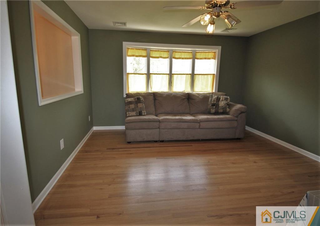 100 Fresh Ponds Road East Brunswick, NJ 08816 - Photo 5 of 24 Gallery Image 5