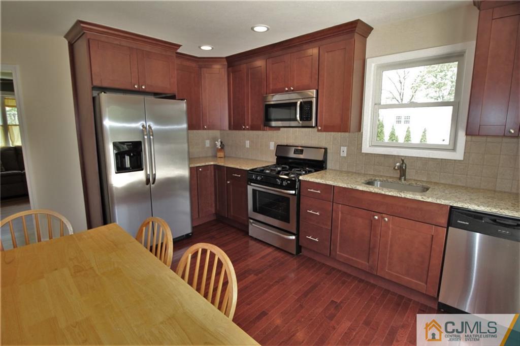 100 Fresh Ponds Road East Brunswick, NJ 08816 - Photo 6 of 24 Gallery Image 6