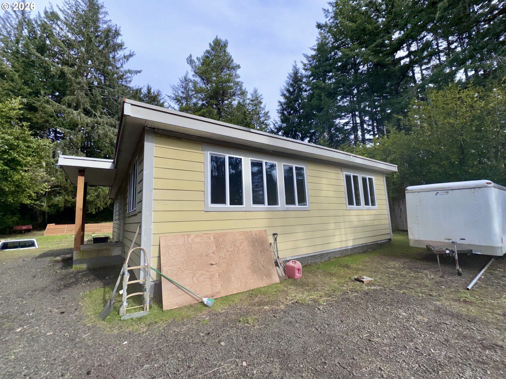 4923 Mitchell Loop Road Florence, OR 97439 - Photo 3 of 22
