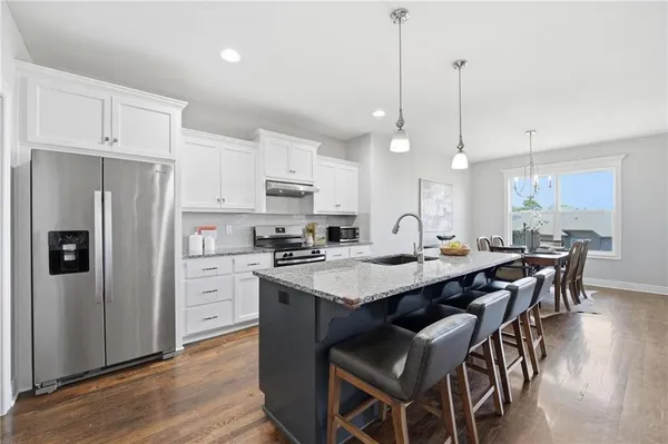 $525,000 | 25136 West 148th Terrace, Olathe, KS 66061