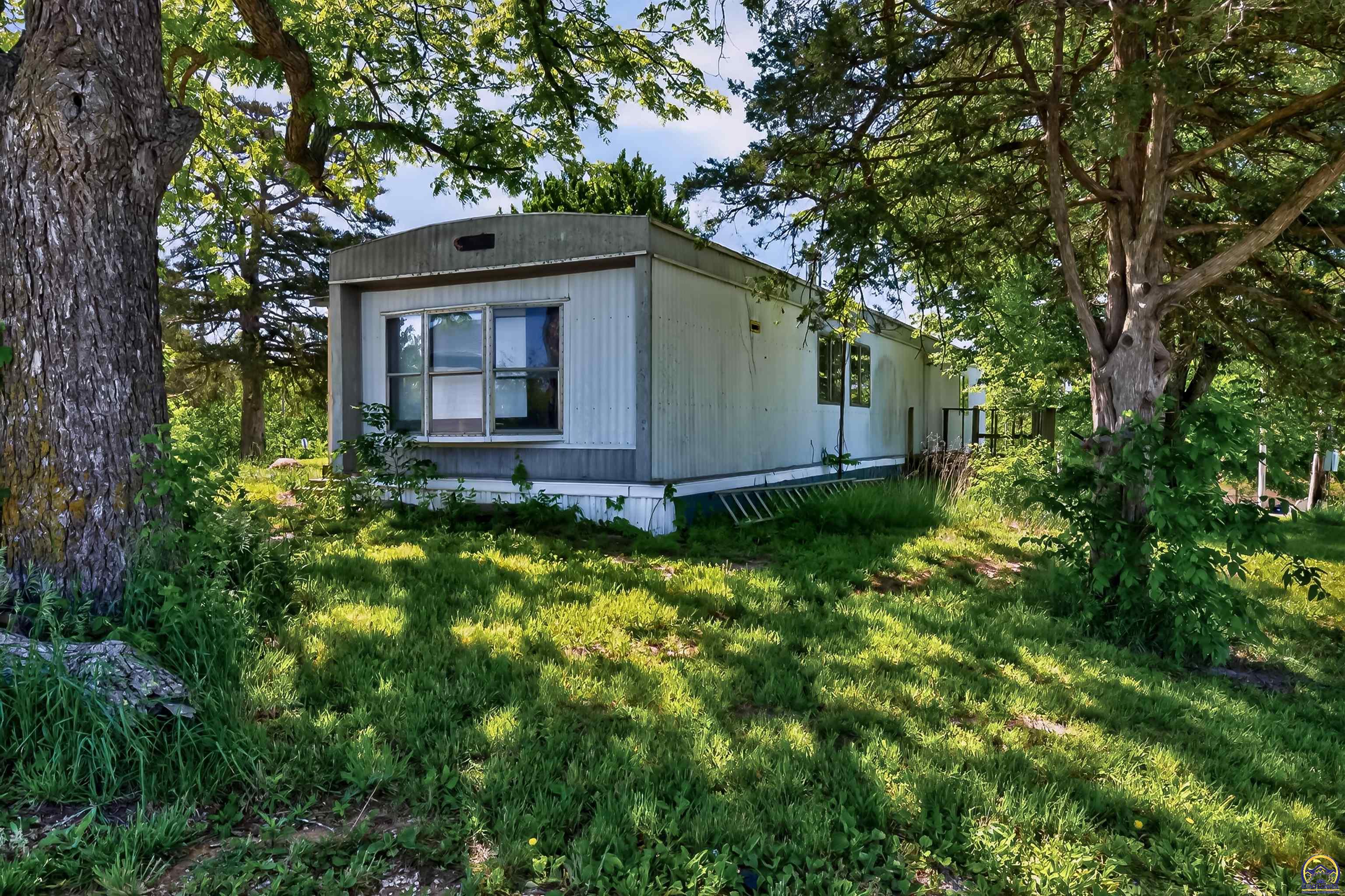 7641 Southeast Croco Road Berryton, KS 66409 - Photo 17 of 24