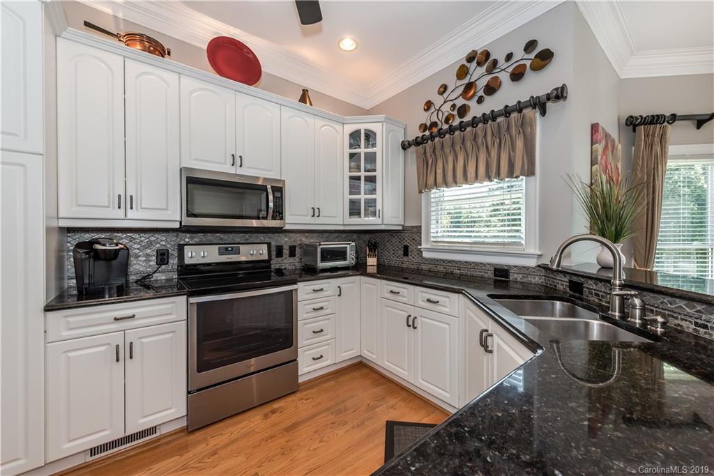 537 River Lake Court Fort Mill, SC 29708 - Photo 12 of 42