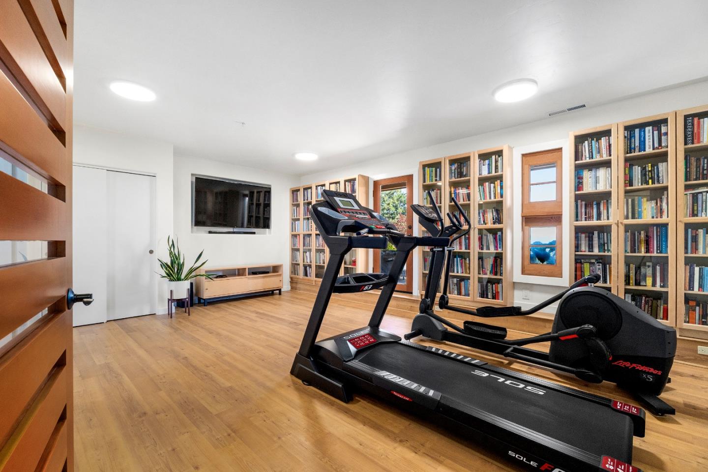 1081 Avocado Road Watsonville, CA 95076 - Photo 46 of 66