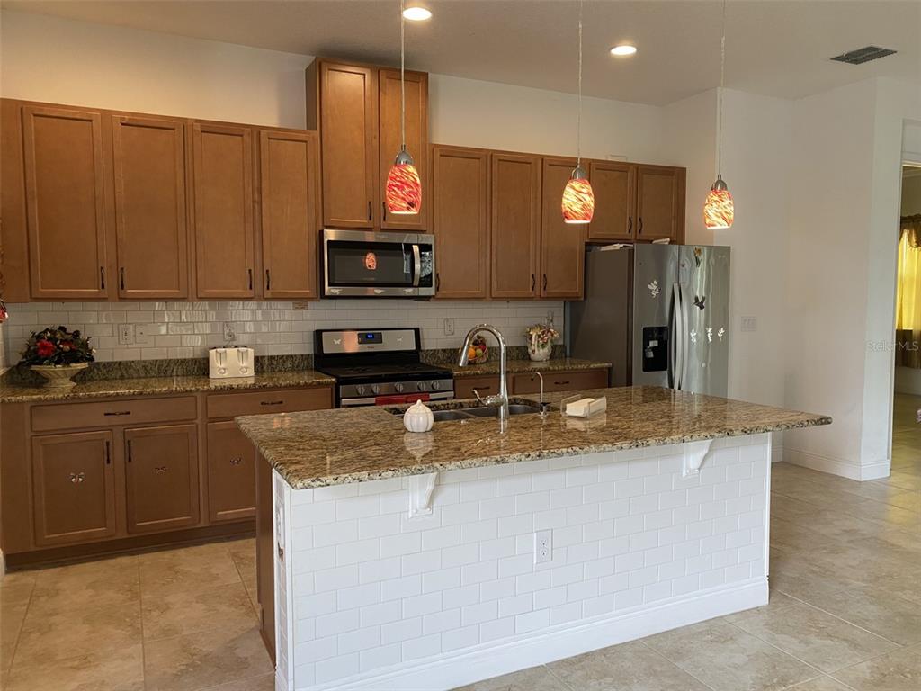 2410 Datura Loop St. Cloud, FL 34772 - Photo 9 of 30