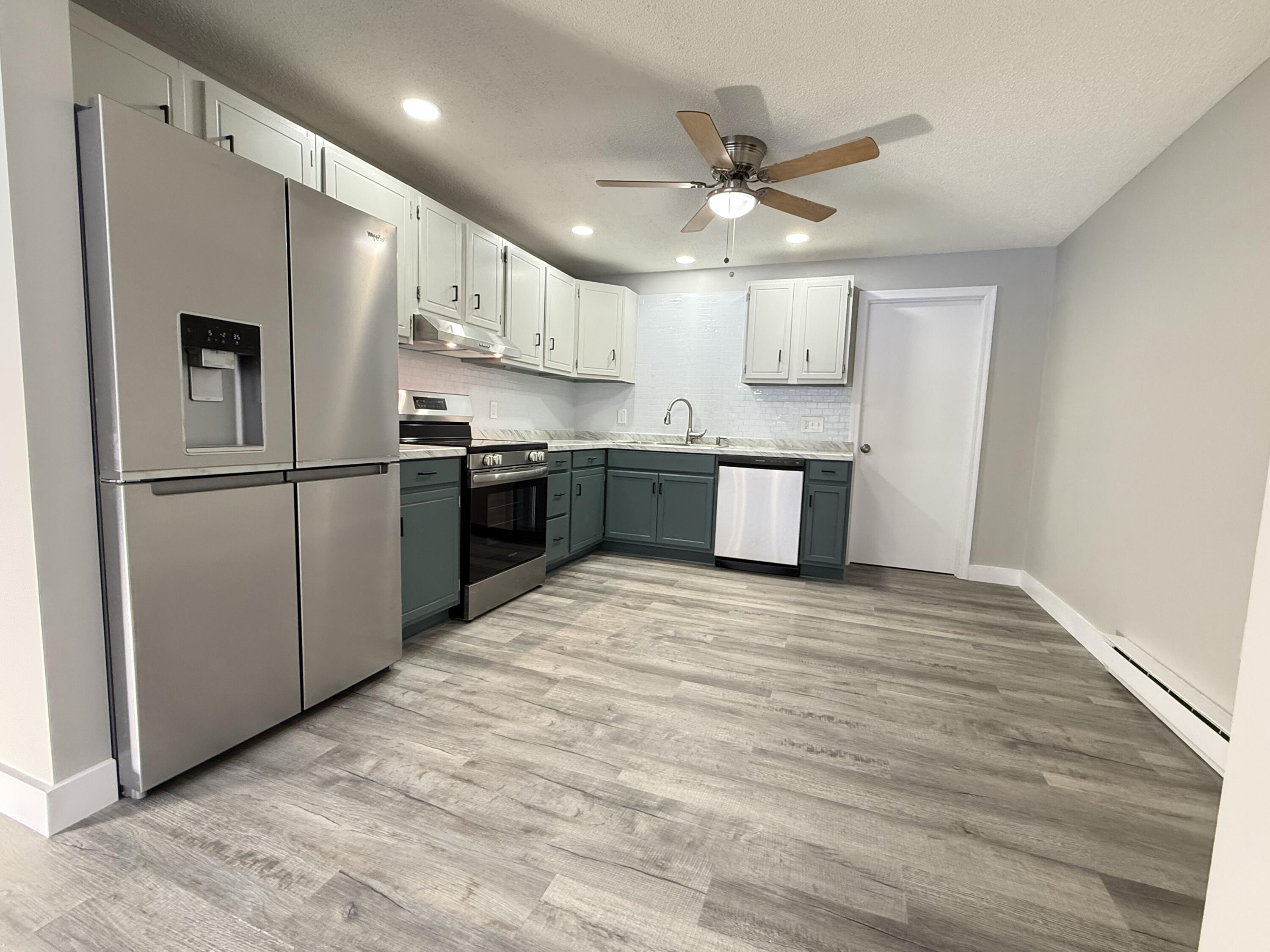 5 Mar-Val Terrace, Unit C2 Winslow, ME 04901 - Photo 2 of 8 IMG_7222