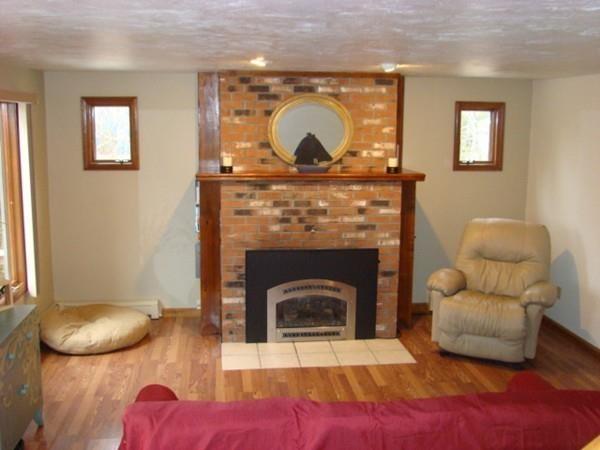 8 Cranberry Road Carver, MA 02330 - Photo 6 of 24 Gallery Image 6