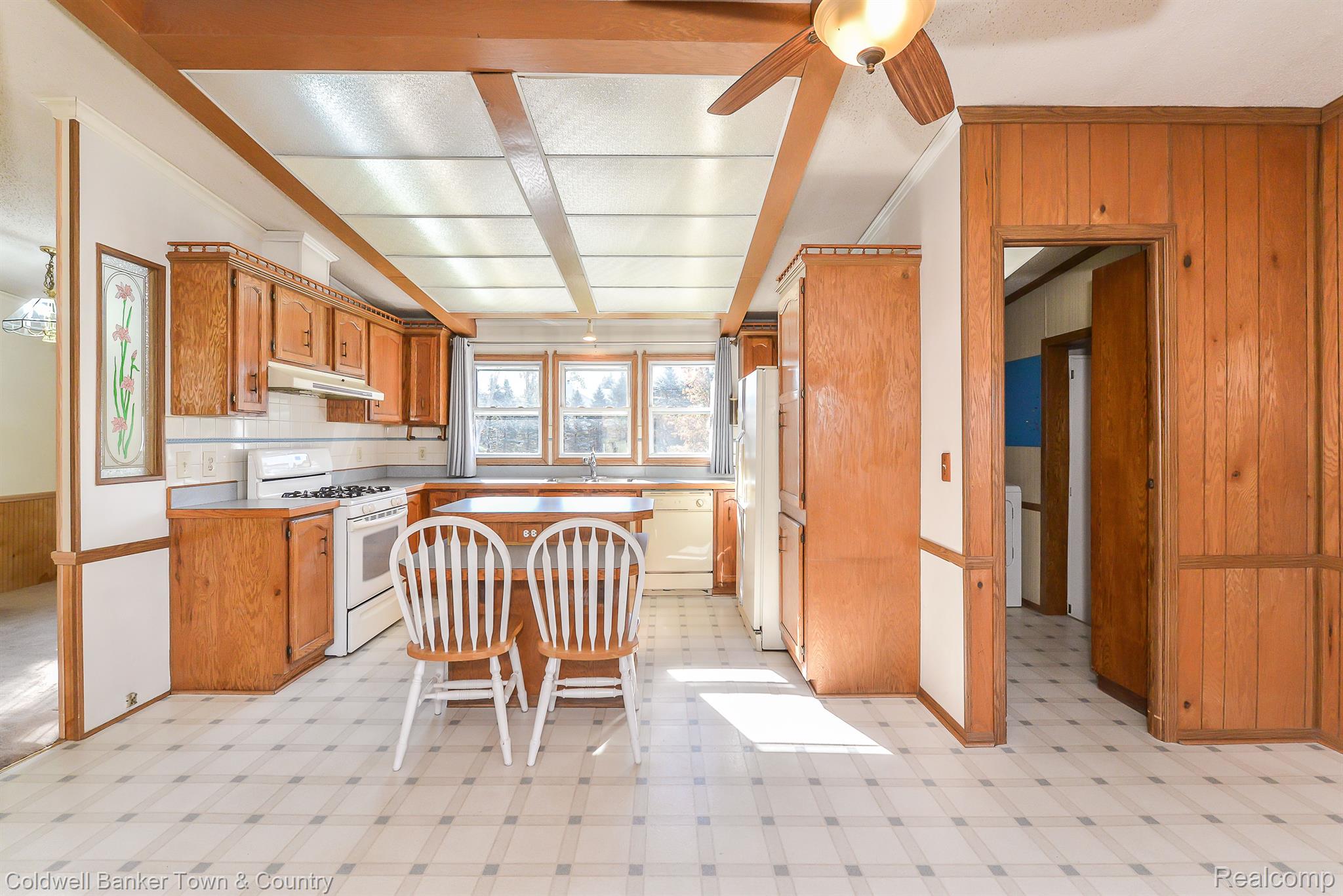 View of kitchen/dinette