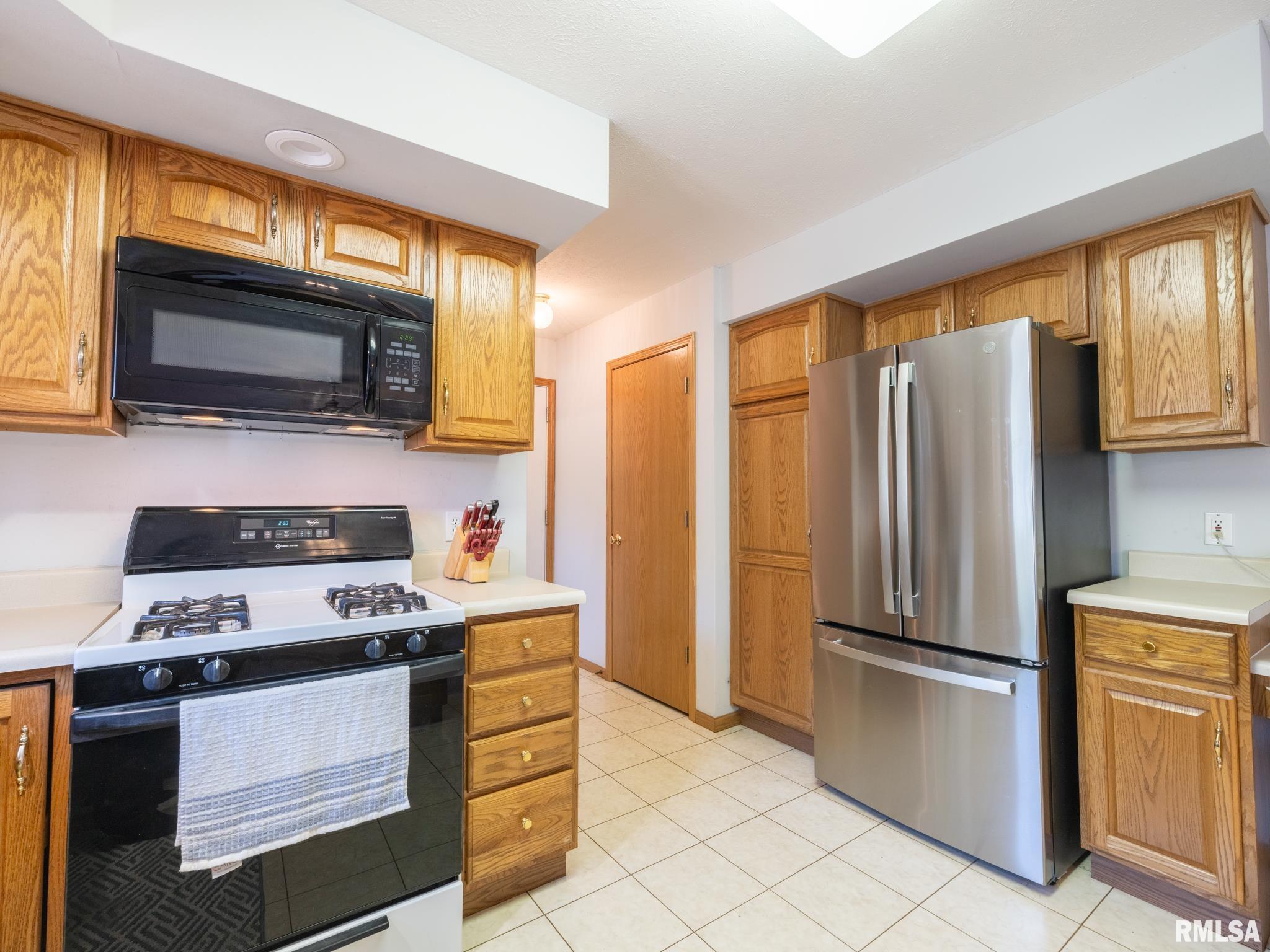 1126 North Quarry Road Trivoli, IL 61569 - Photo 15 of 66