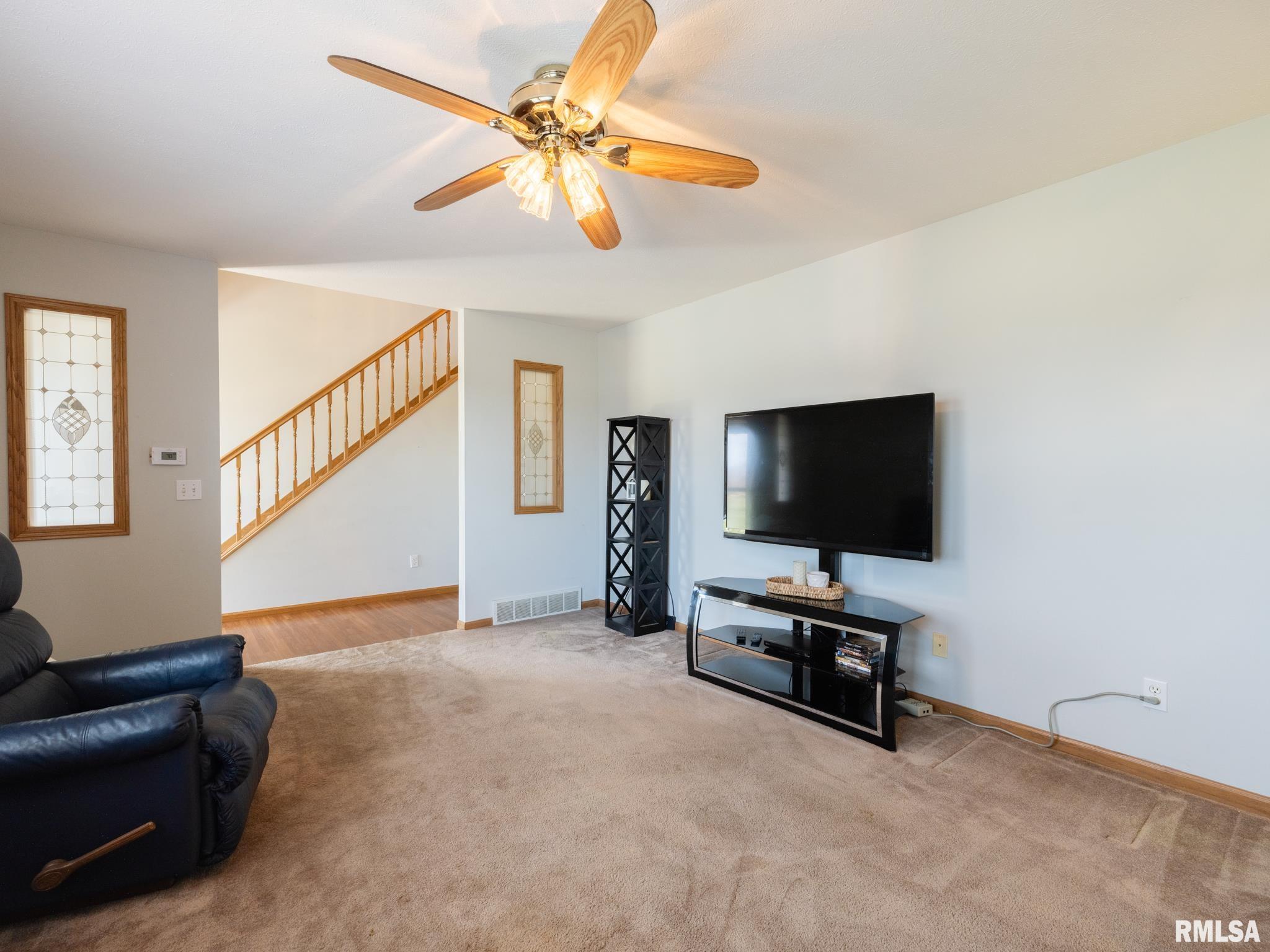 1126 North Quarry Road Trivoli, IL 61569 - Photo 7 of 66