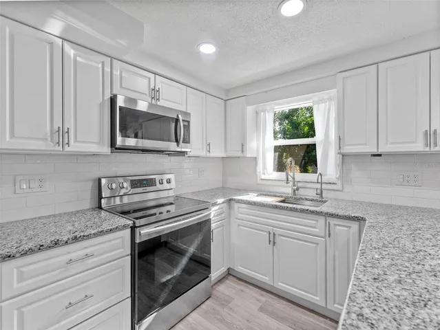 $1,800 | 4848 Picture Avenue, Holiday, FL 34690