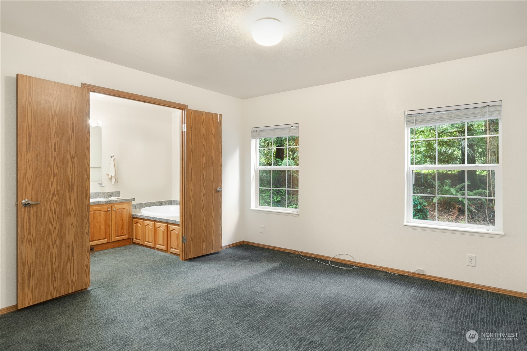 27458 Port Gamble Road Northeast Kingston, WA 98346 - Photo 12 of 30 Gallery Image 12