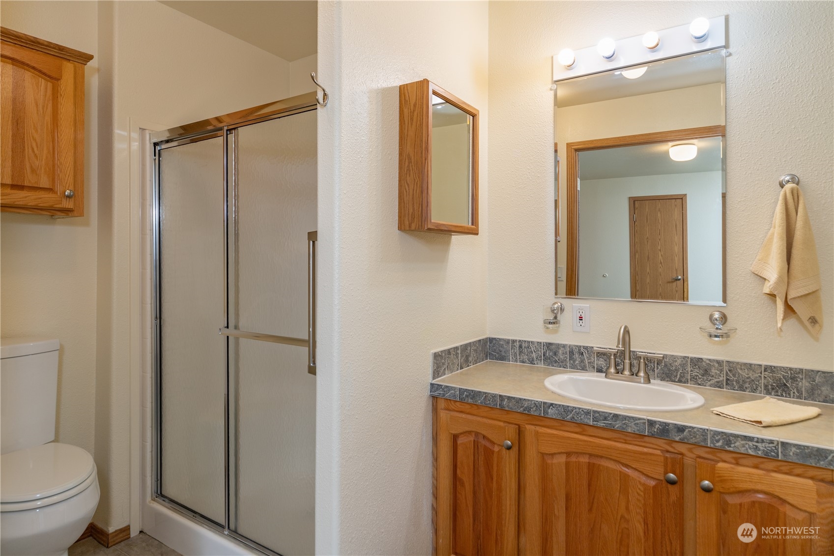 27458 Port Gamble Road Northeast Kingston, WA 98346 - Photo 15 of 30 Gallery Image 15