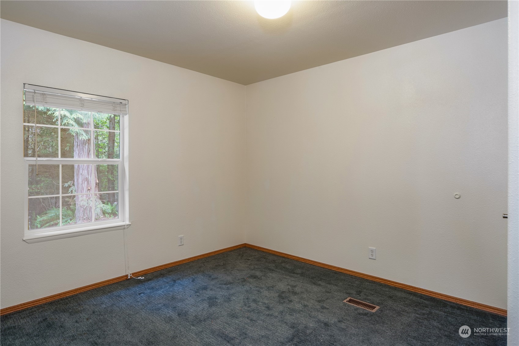 27458 Port Gamble Road Northeast Kingston, WA 98346 - Photo 18 of 30 Gallery Image 18