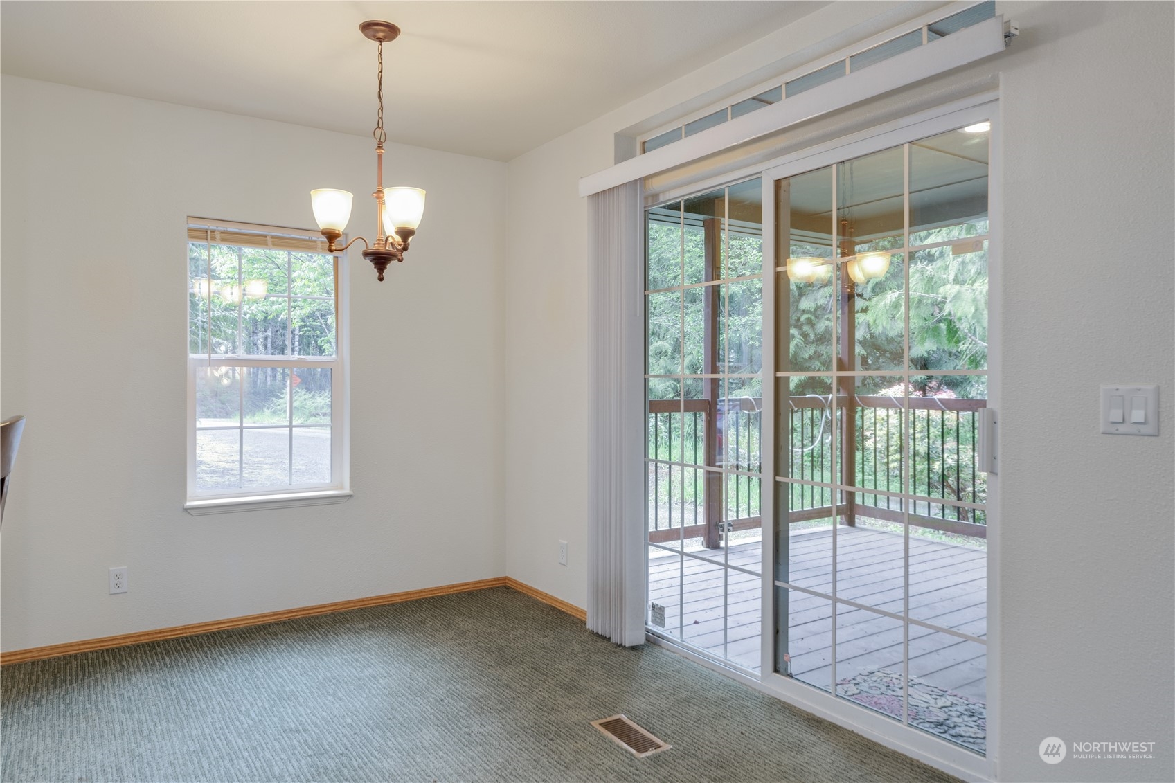 27458 Port Gamble Road Northeast Kingston, WA 98346 - Photo 9 of 30 Gallery Image 9
