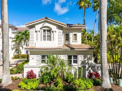 $1,990,000 | 3745 Northeast 214th Street, Unit 37, Aventura, FL 33180