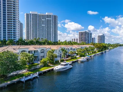 $1,990,000 | 3745 Northeast 214th Street, Unit 37, Aventura, FL 33180