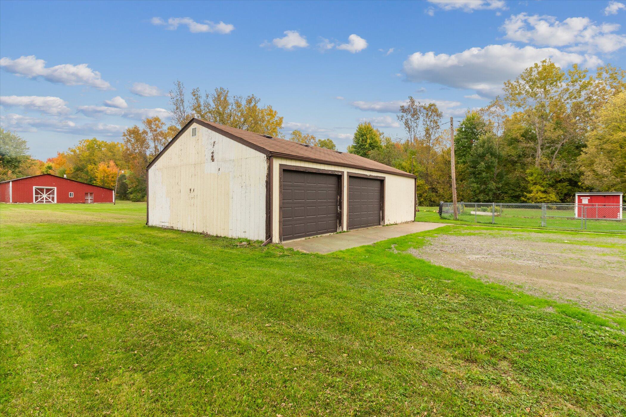 4154 West Carpenter Road Flint, MI 48504 - Photo 12 of 66 46-4154-W-Carpenter-Rd-Flint-MI-48504-Wi