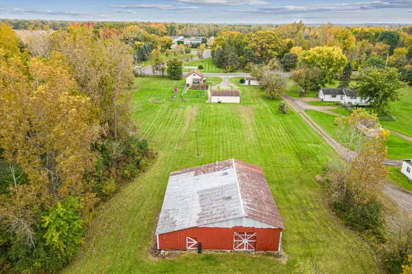 $225,000 | 4154 West Carpenter Road, Flint, MI 48504