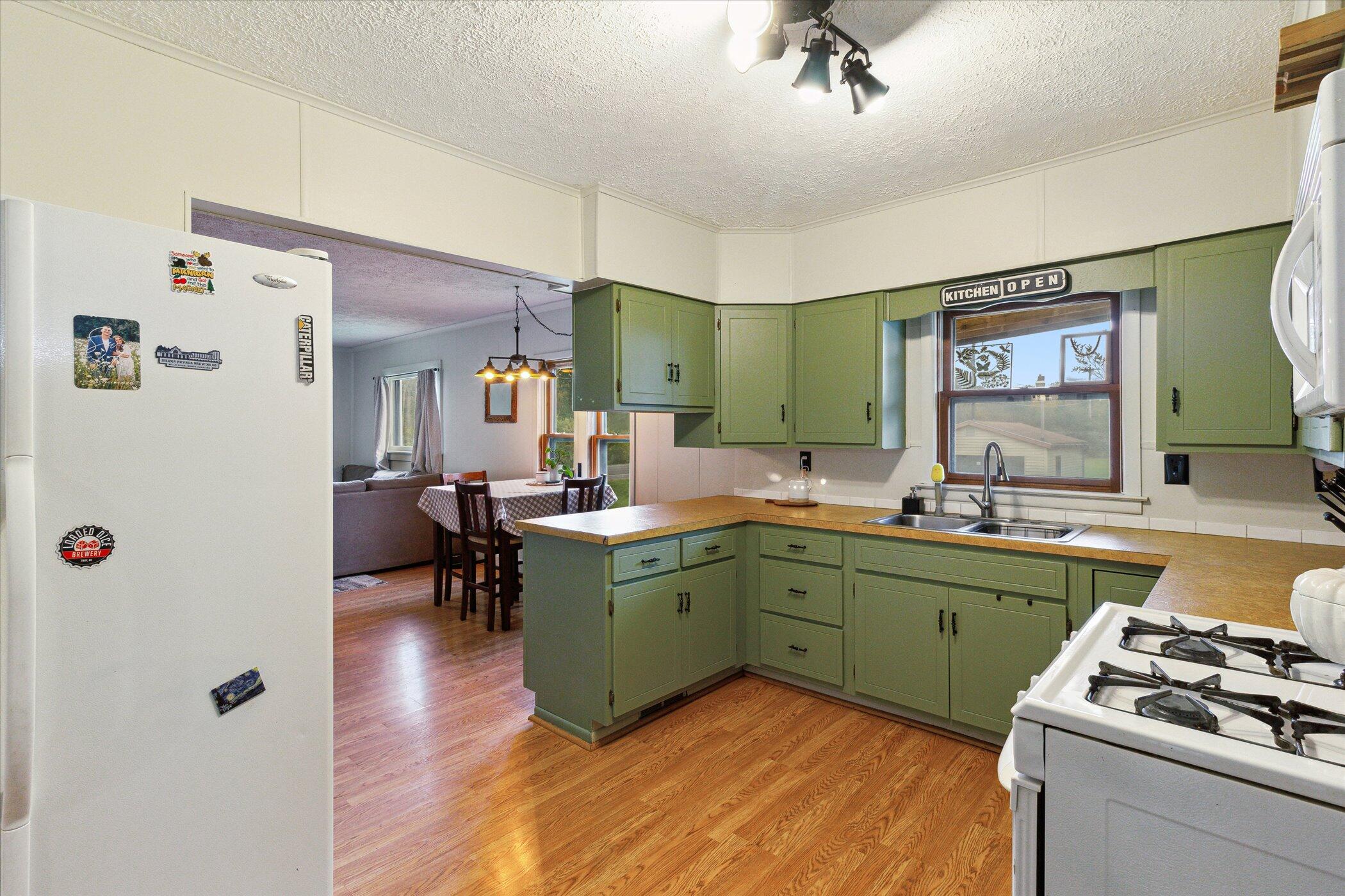 4154 West Carpenter Road Flint, MI 48504 - Photo 30 of 66 18-4154-W-Carpenter-Rd-Flint-MI-48504-Wi