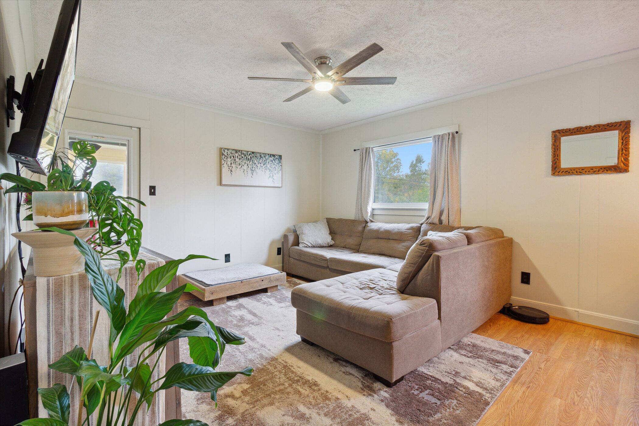 4154 West Carpenter Road Flint, MI 48504 - Photo 35 of 66 10-4154-W-Carpenter-Rd-Flint-MI-48504-Wi