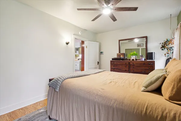 $225,000 | 4154 West Carpenter Road, Flint, MI 48504