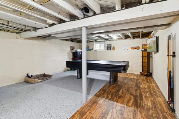 $225,000 | 4154 West Carpenter Road, Flint, MI 48504