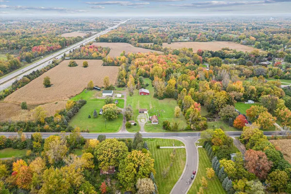 $225,000 | 4154 West Carpenter Road, Flint, MI 48504