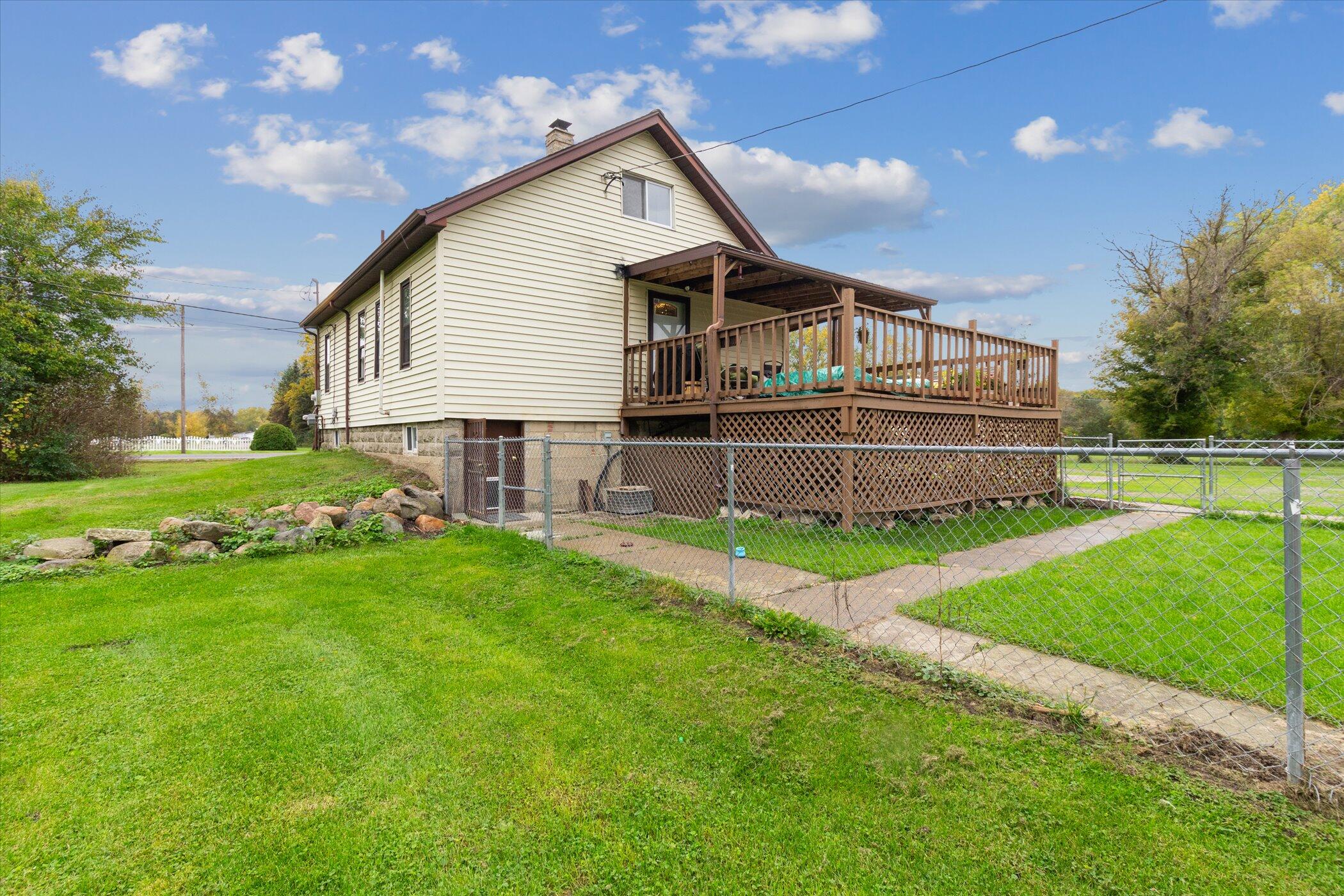 4154 West Carpenter Road Flint, MI 48504 - Photo 9 of 66 41-4154-W-Carpenter-Rd-Flint-MI-48504-Wi